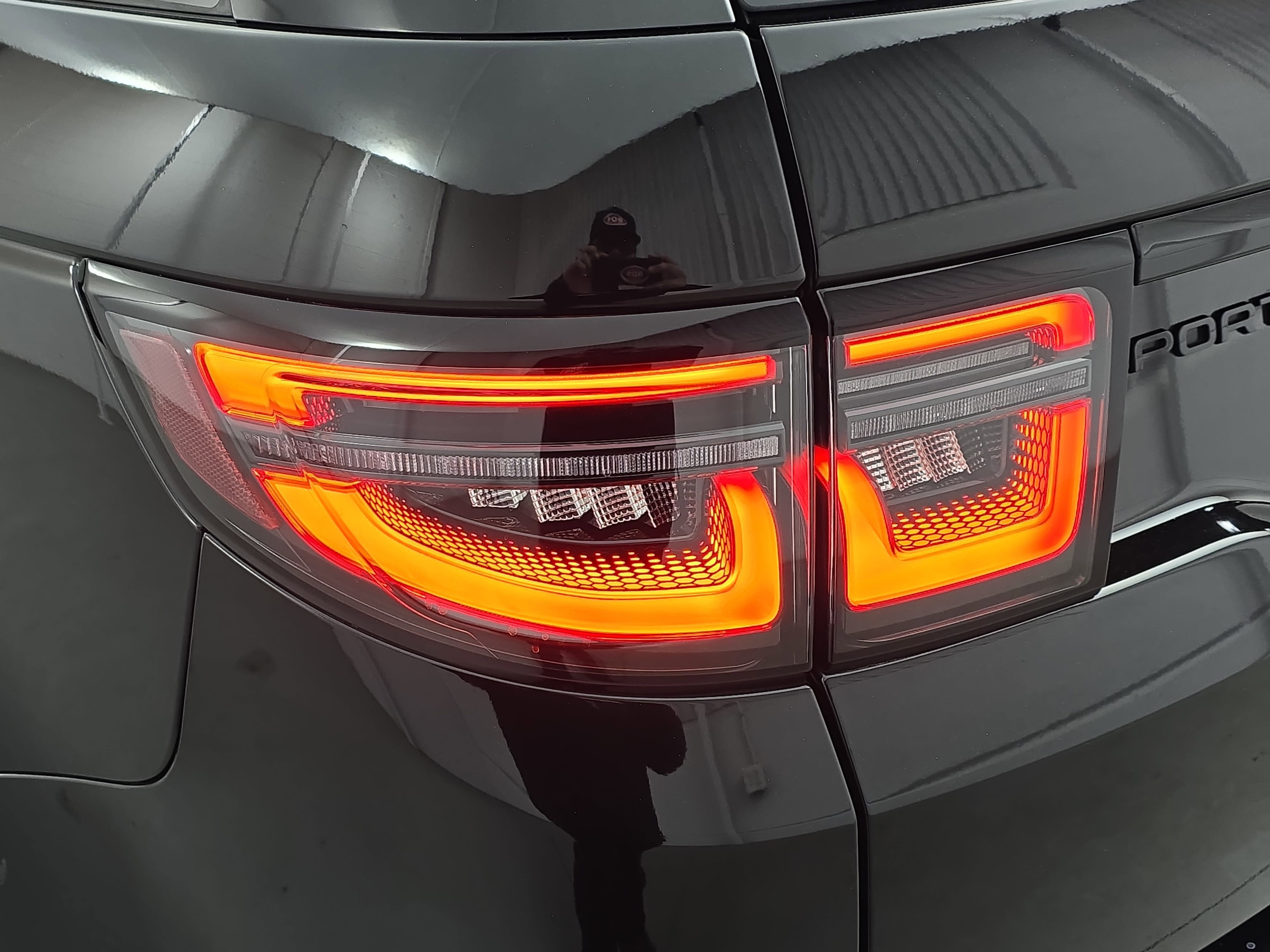 2023 Land Rover Discovery Sport S R-Dynamic