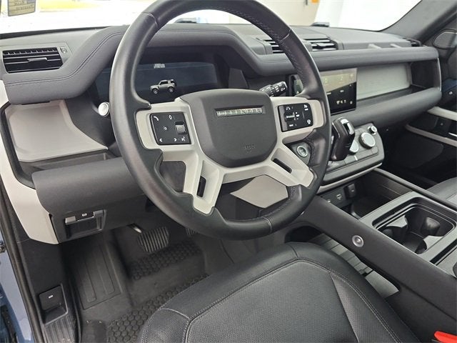 2023 Land Rover Defender X-Dynamic SE