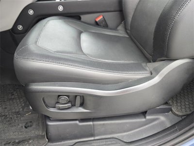 2023 Land Rover Defender X-Dynamic SE