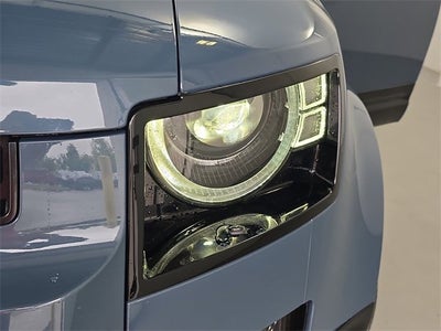 2023 Land Rover Defender X-Dynamic SE