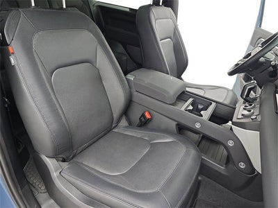 2023 Land Rover Defender X-Dynamic SE