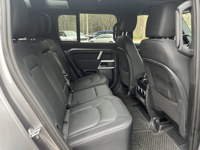 2023 Land Rover Defender X-Dynamic SE