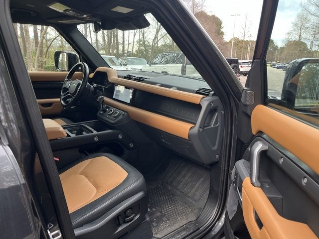 2023 Land Rover Defender X-Dynamic SE