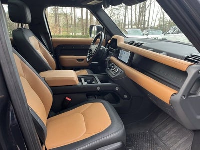 2023 Land Rover Defender X-Dynamic SE