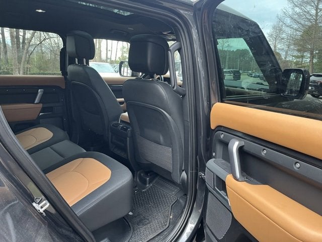 2023 Land Rover Defender X-Dynamic SE