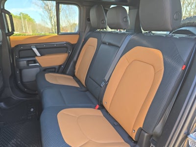 2023 Land Rover Defender X-Dynamic SE