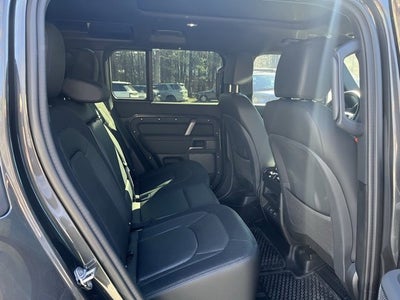 2024 Land Rover Defender X-Dynamic SE