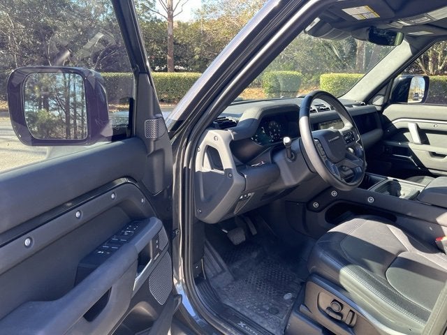 2024 Land Rover Defender X-Dynamic SE