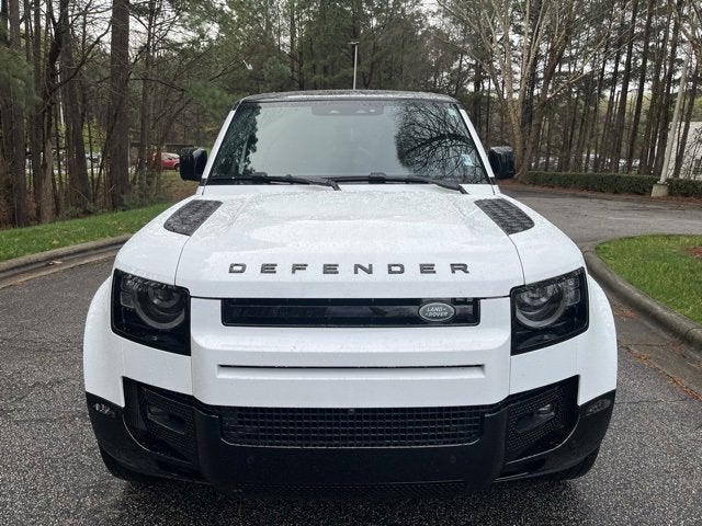 2025 Land Rover Defender X-Dynamic SE