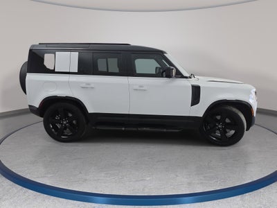 2025 Land Rover Defender X-Dynamic SE