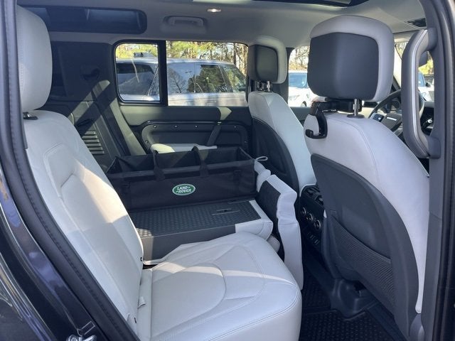 2026 Land Rover Defender X-Dynamic SE