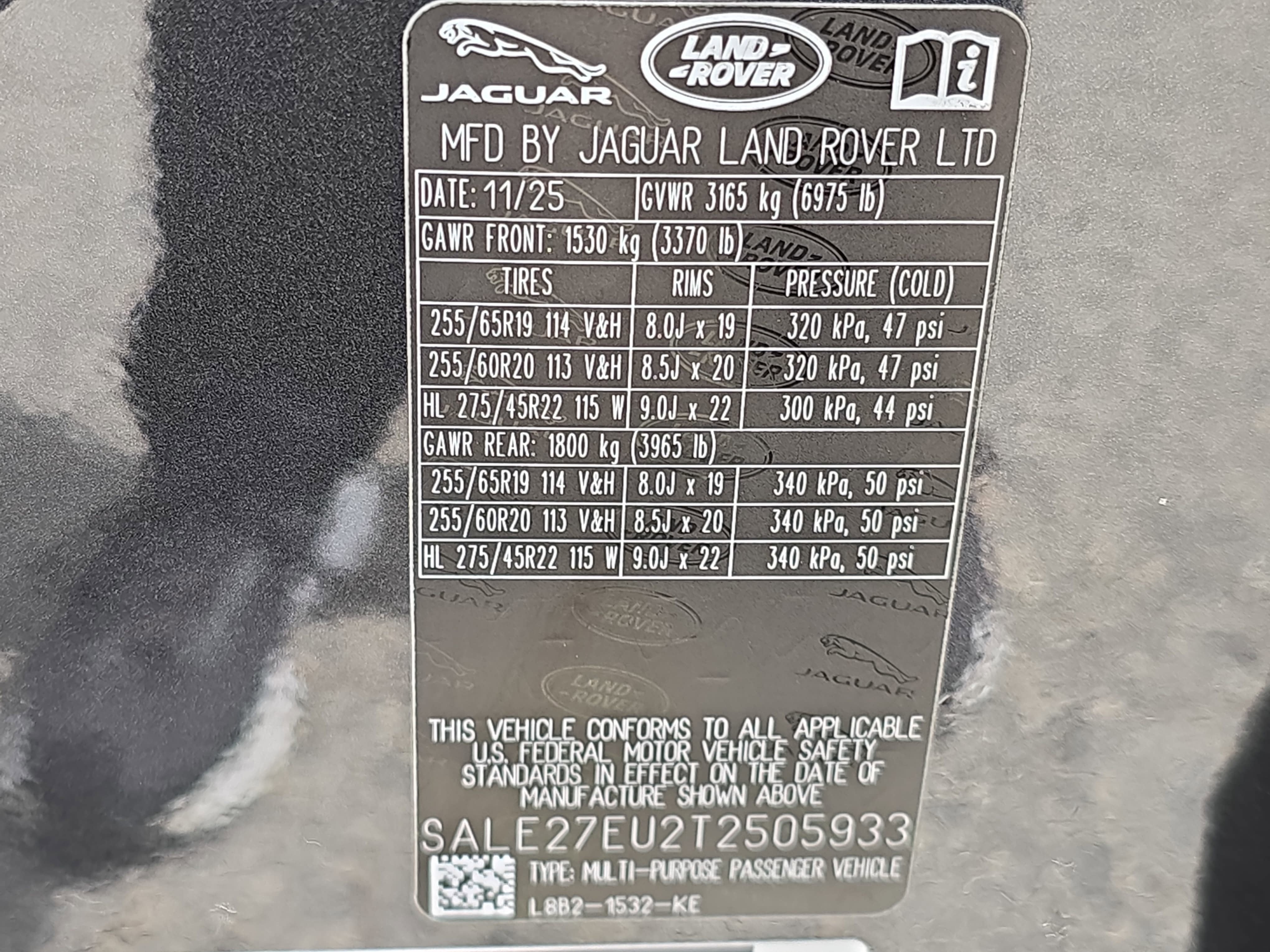 2026 Land Rover Defender X-Dynamic SE