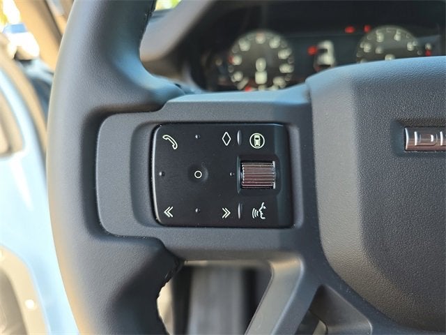 2025 Land Rover Defender X-Dynamic SE