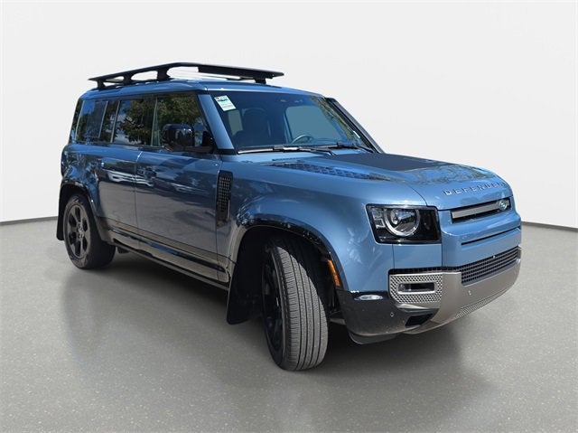 2025 Land Rover Defender X-Dynamic SE