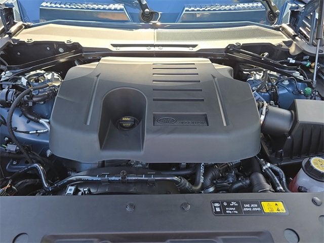 2025 Land Rover Defender X-Dynamic SE