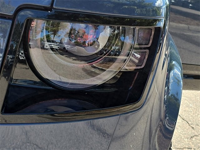 2025 Land Rover Defender X-Dynamic SE