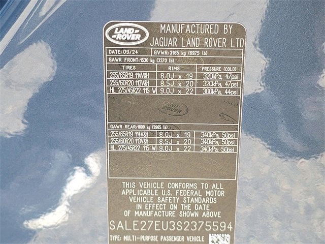 2025 Land Rover Defender X-Dynamic SE