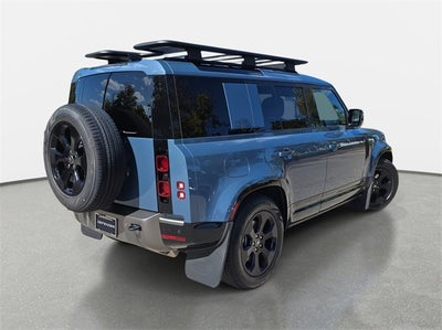2025 Land Rover Defender X-Dynamic SE