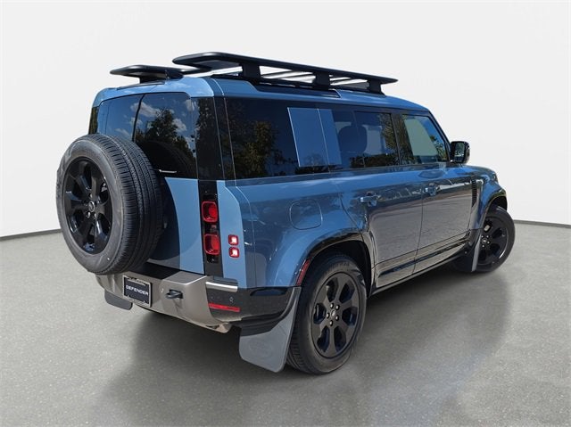 2025 Land Rover Defender X-Dynamic SE