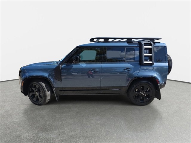 2025 Land Rover Defender X-Dynamic SE