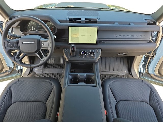 2025 Land Rover Defender X-Dynamic SE
