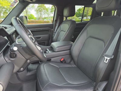 2024 Land Rover Defender X-Dynamic SE