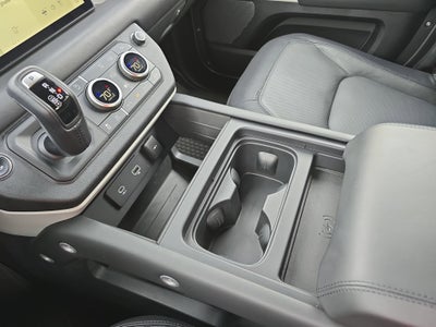 2024 Land Rover Defender X-Dynamic SE