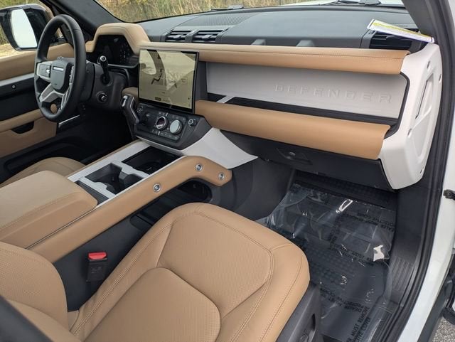 2026 Land Rover Defender X-Dynamic SE