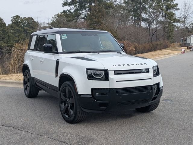 2026 Land Rover Defender X-Dynamic SE