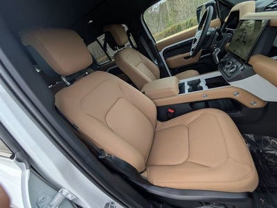 2026 Land Rover Defender X-Dynamic SE