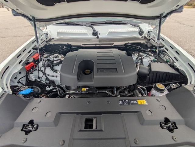 2026 Land Rover Defender X-Dynamic SE