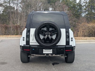 2026 Land Rover Defender X-Dynamic SE