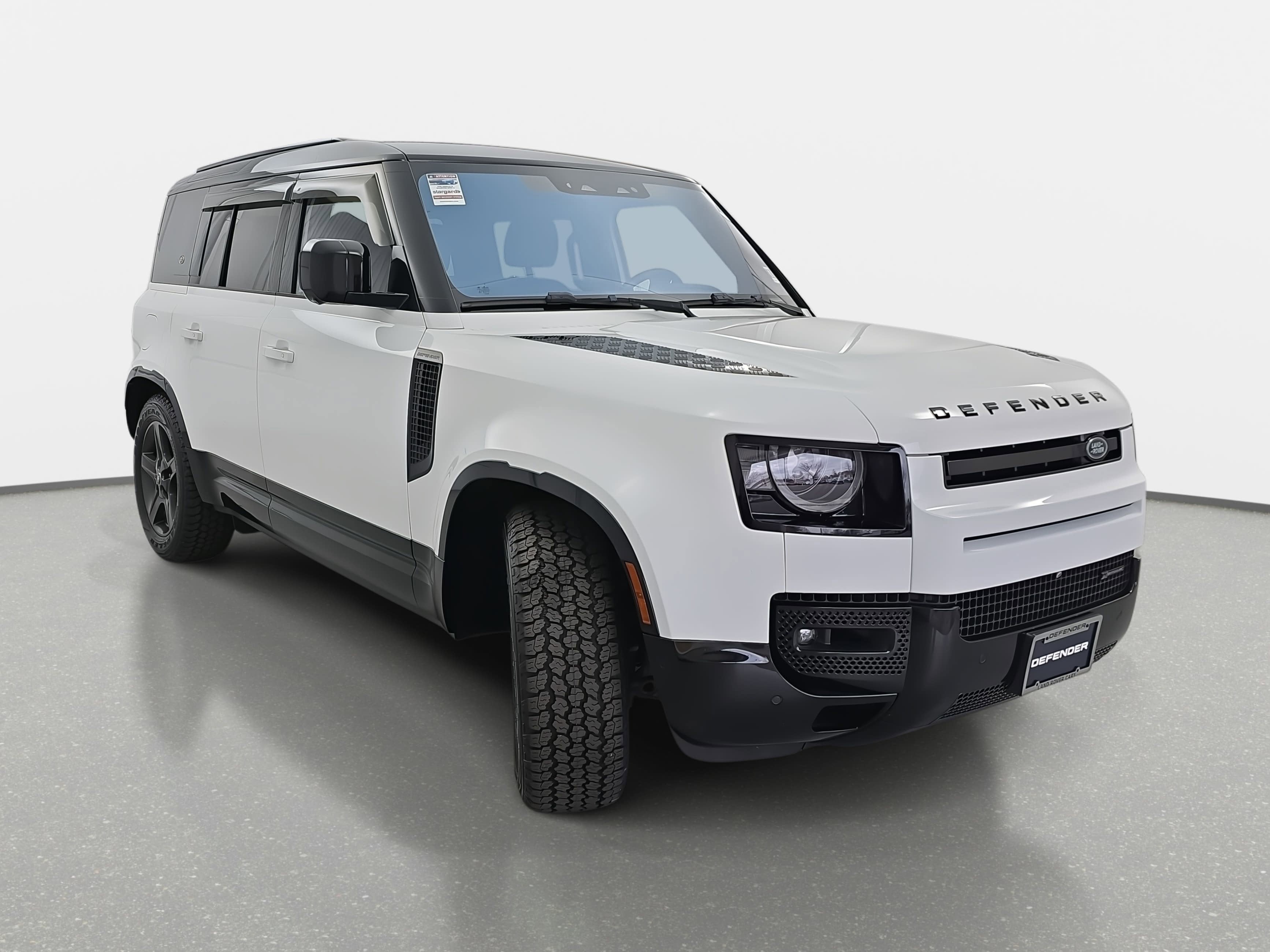 2022 Land Rover Defender X-Dynamic SE