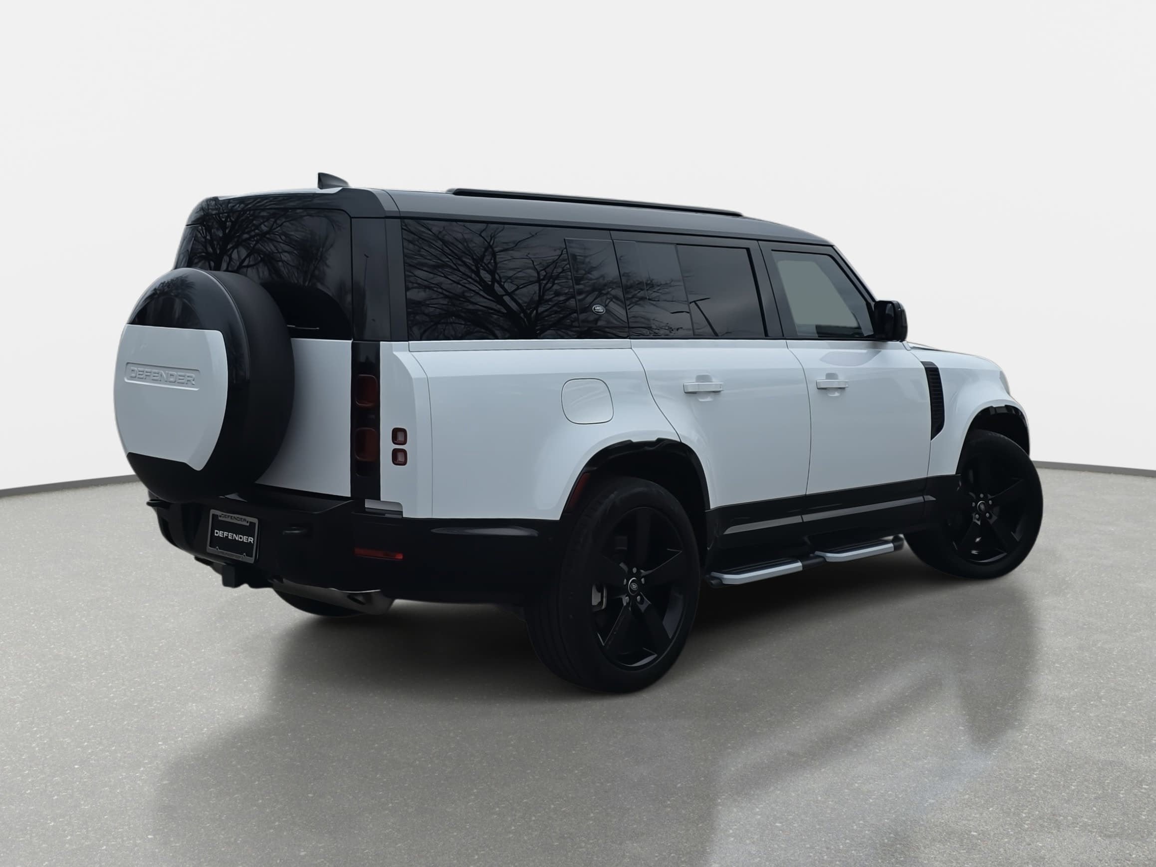 2024 Land Rover Defender X-Dynamic SE