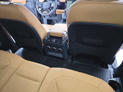 2024 Land Rover Defender V8