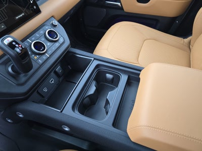2024 Land Rover Defender V8