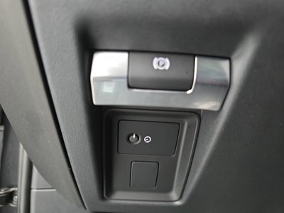 2024 Land Rover Defender V8