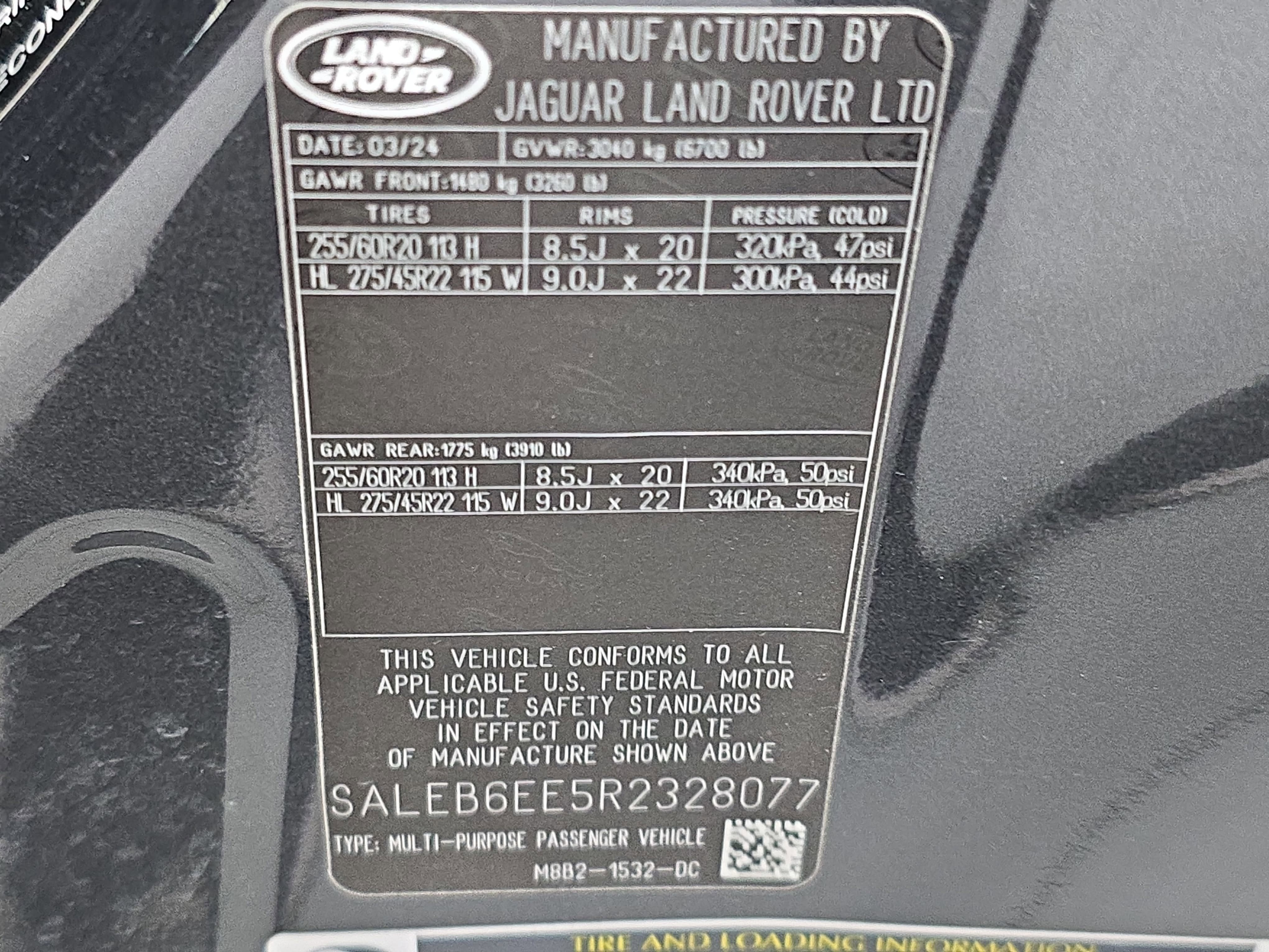 2024 Land Rover Defender V8