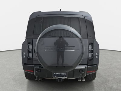 2024 Land Rover Defender V8