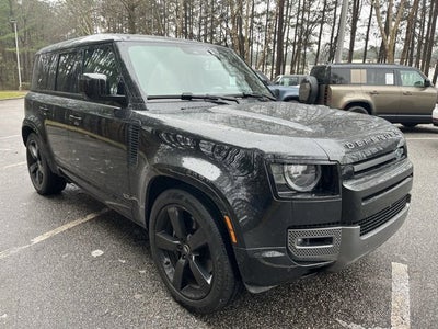 2024 Land Rover Defender V8