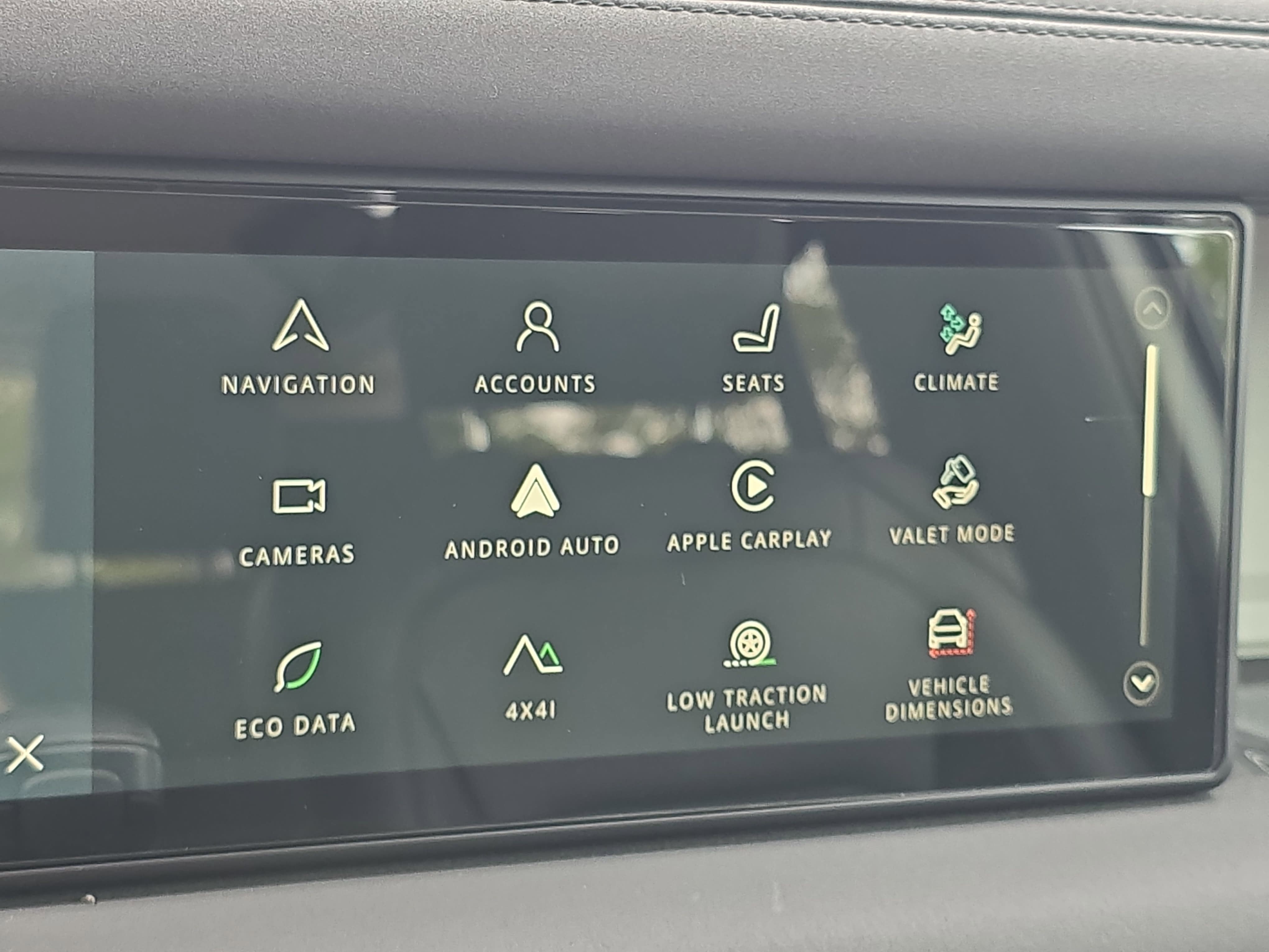 2023 Land Rover Defender S