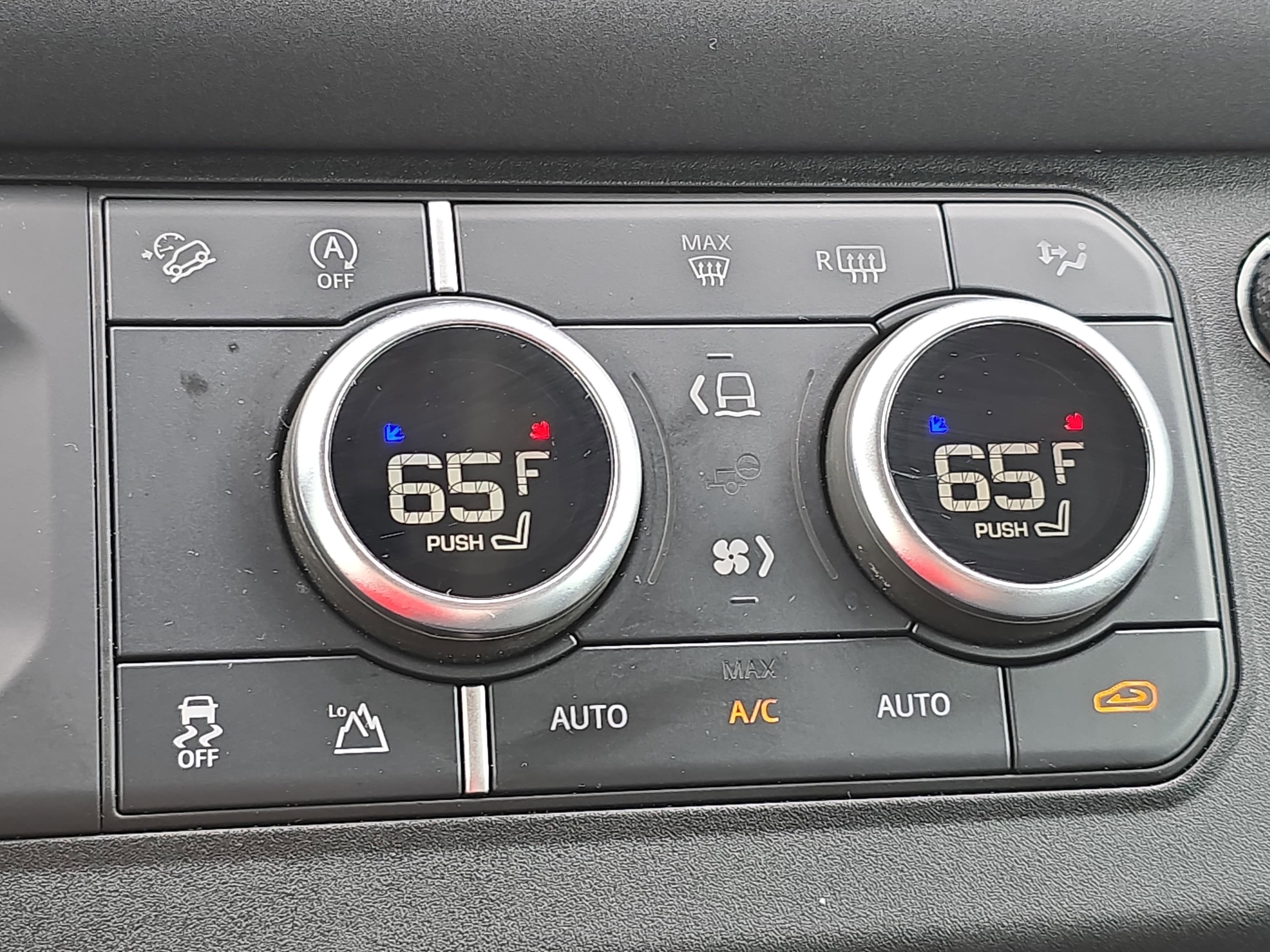 2023 Land Rover Defender S