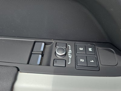2023 Land Rover Defender S