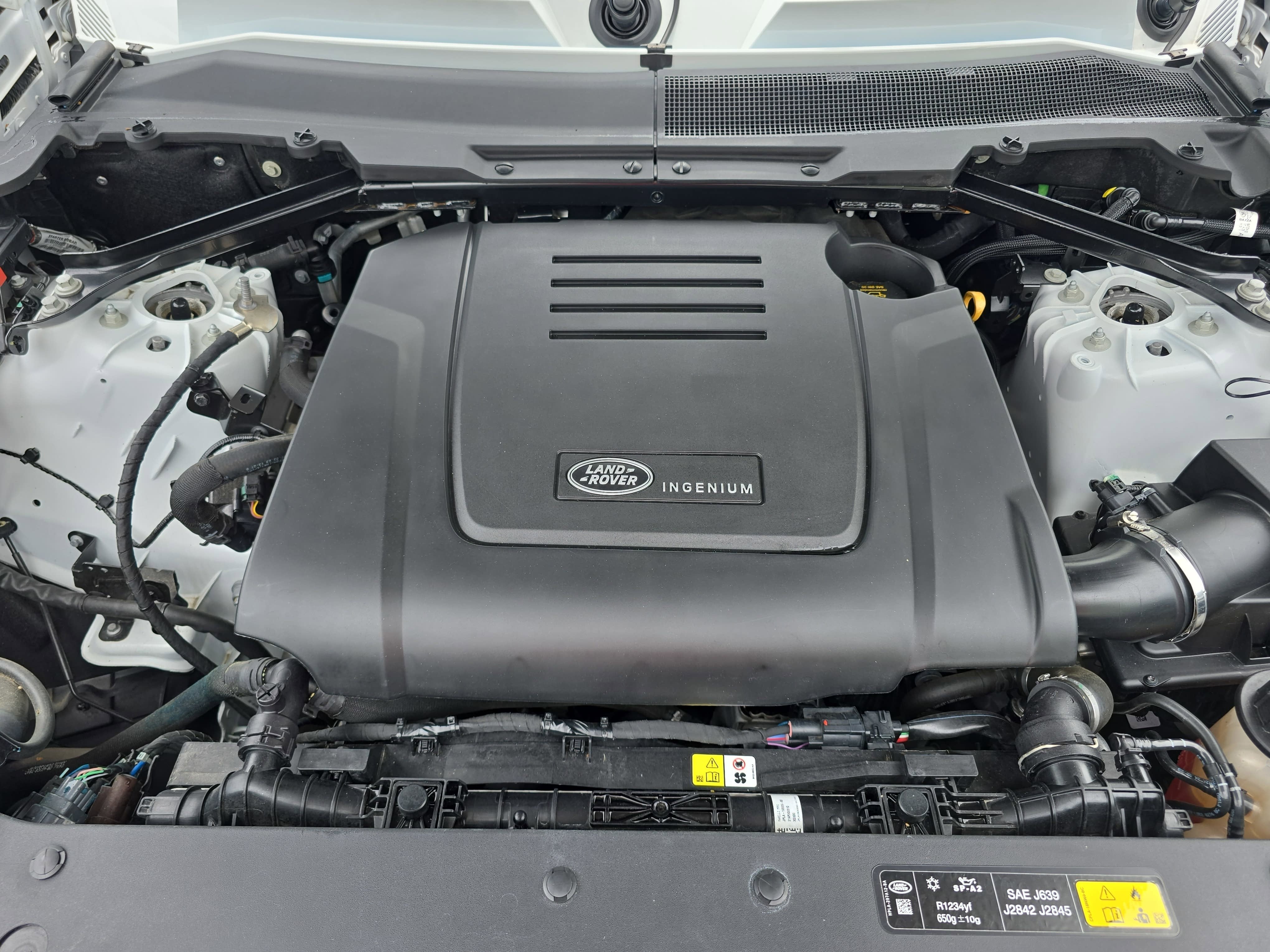 2023 Land Rover Defender S