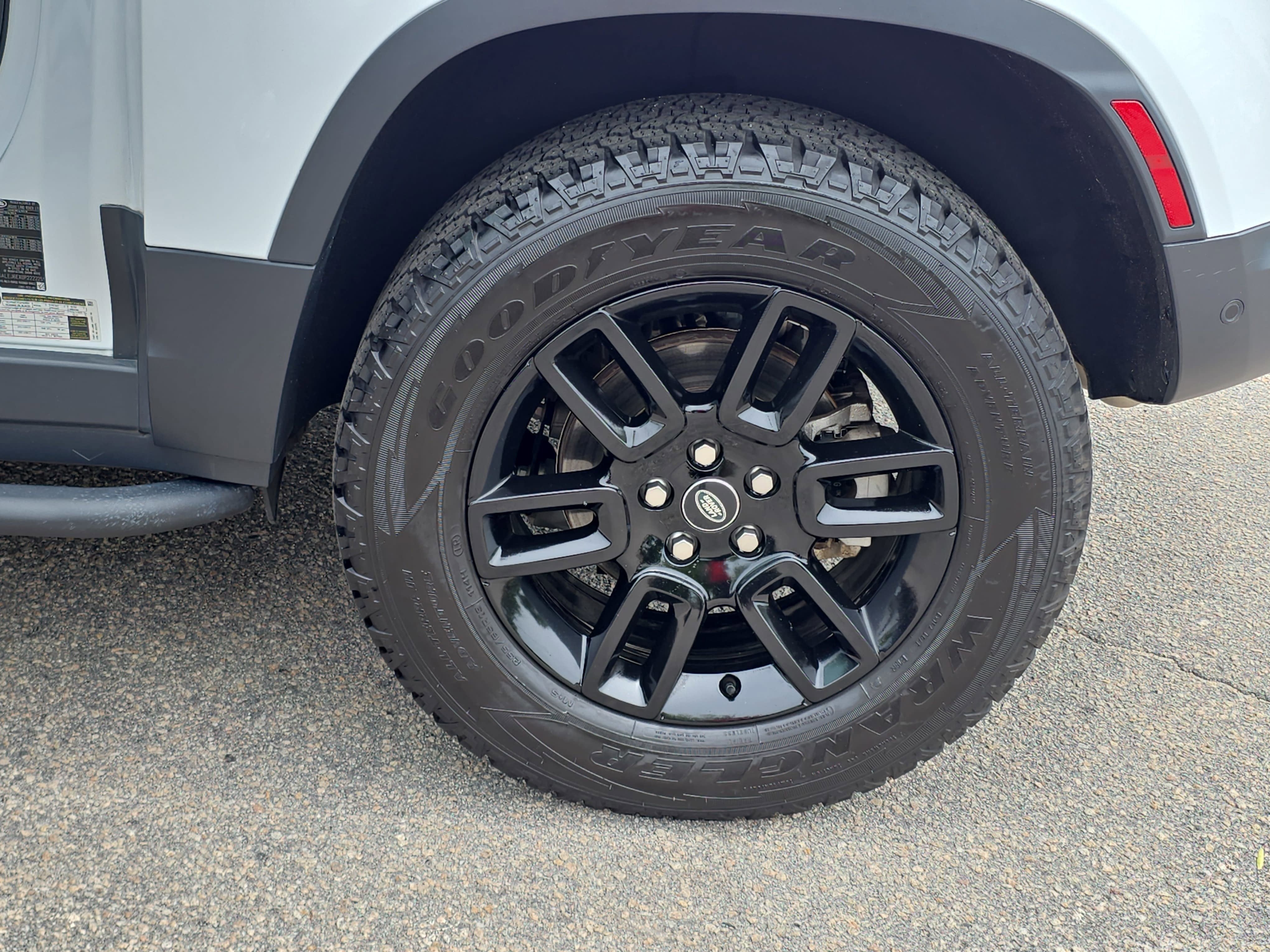 2023 Land Rover Defender S