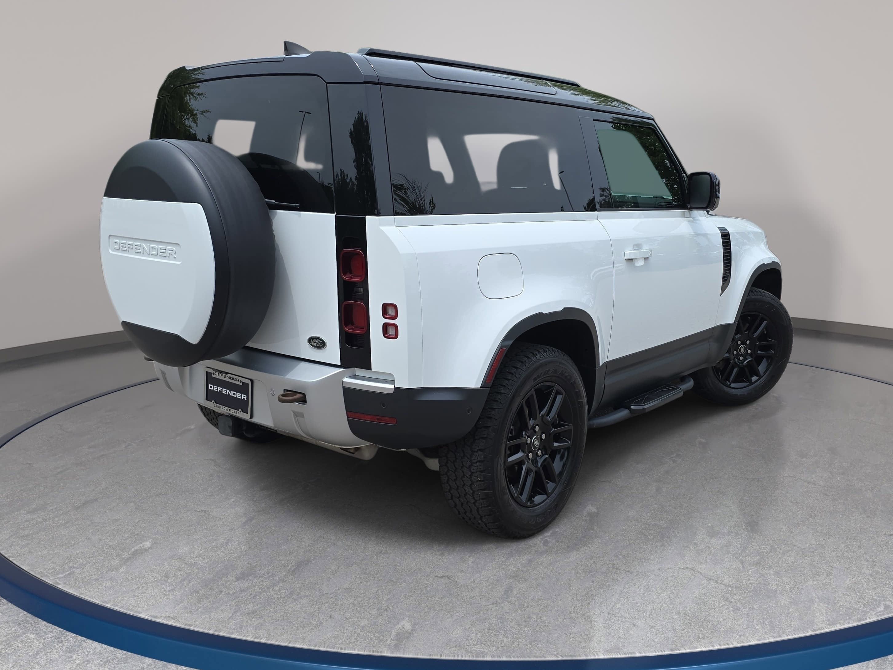 2023 Land Rover Defender S