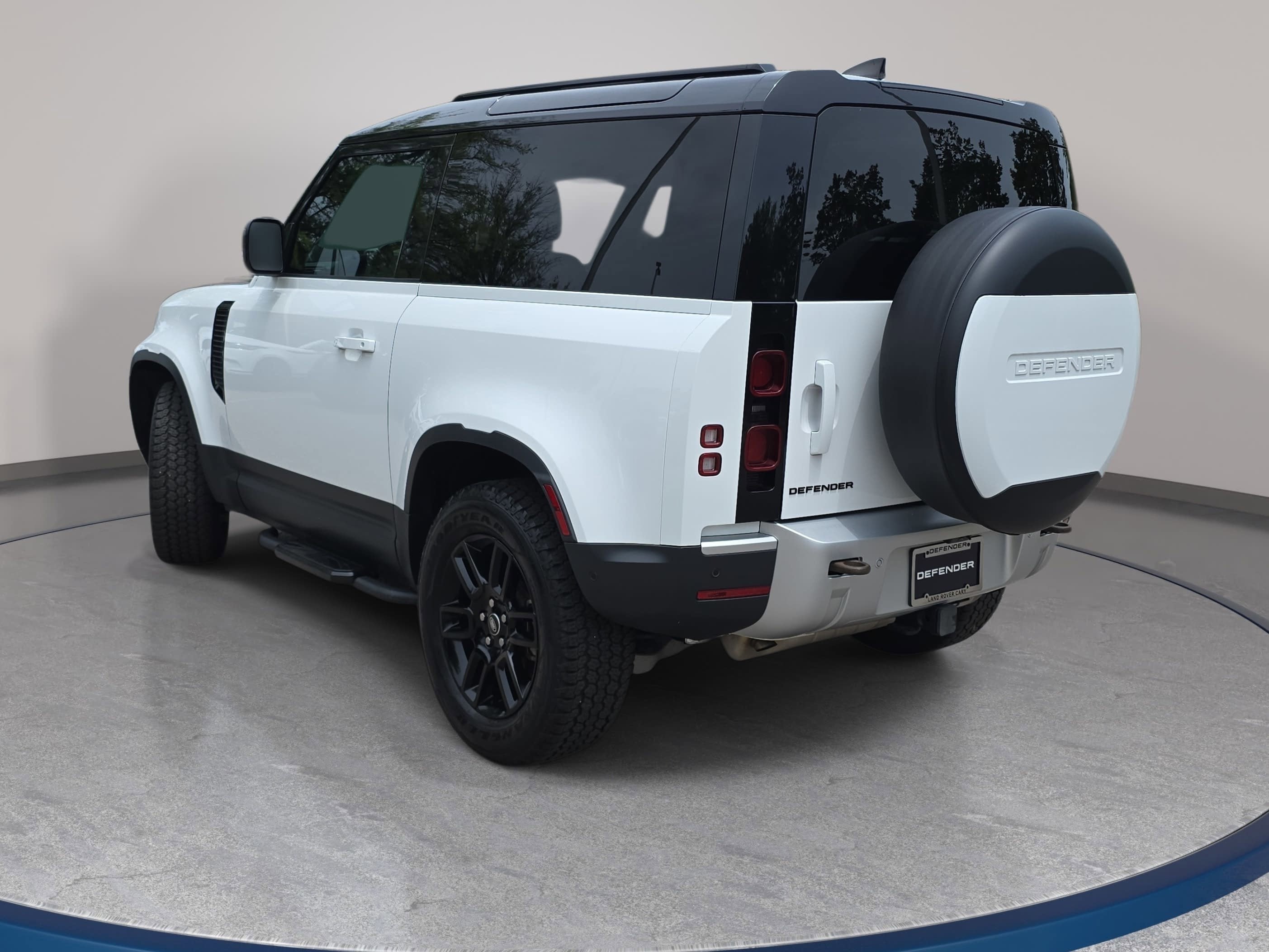 2023 Land Rover Defender S