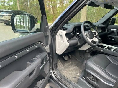 2025 Land Rover Defender S