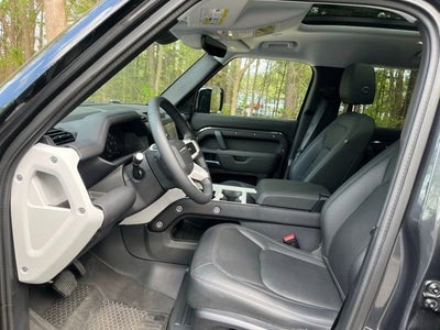 2025 Land Rover Defender S