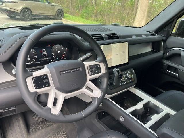 2025 Land Rover Defender S